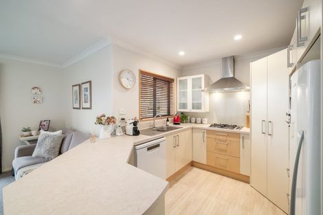 Photo of property in 39 Ernest Gray Place, Halswell, Christchurch, 8025