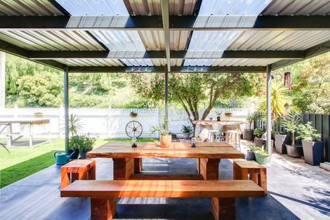 Photo of property in 69 Puketapu Road, Taradale, Napier, 4112