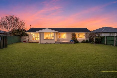 Photo of property in 22 Rossiter Avenue, Redwood, Christchurch, 8051