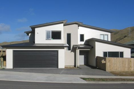 Photo of property in 10 Mauldeth Terrace, Churton Park, Wellington, 6037