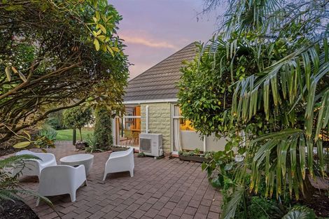 Photo of property in 18 Guinness Crescent, Ilam, Christchurch, 8041
