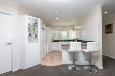 Photo of property in 69 Ayrshire Drive, Grandview Heights, Hamilton, 3200