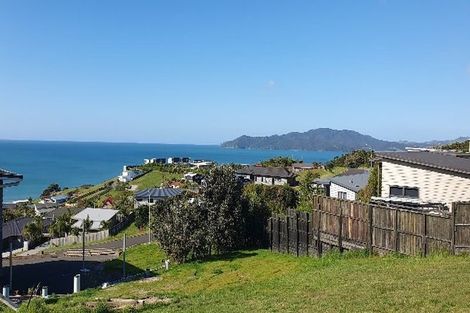 Photo of property in 8 Sunrise Place, Cable Bay, 0420