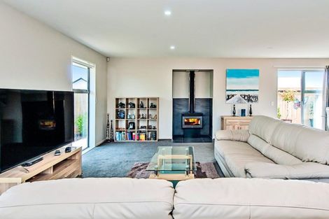 Photo of property in 15 Kingsdowne Drive, West Melton, 7618