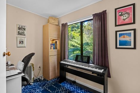 Photo of property in 20 Miraka Place, Birkenhead, Auckland, 0626