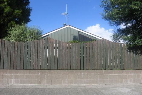 Photo of property in 10 Kimberley Grove, Westbrook, Palmerston North, 4412