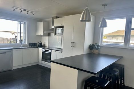 Photo of property in 26 Rata Avenue, Edgecumbe, 3120