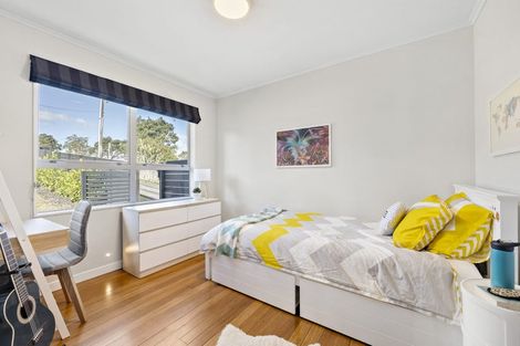 Photo of property in 1/266 Forrest Hill Road, Forrest Hill, Auckland, 0620