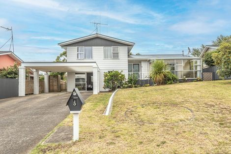 Photo of property in 5 Karamu Street, Tawhero, Whanganui, 4501