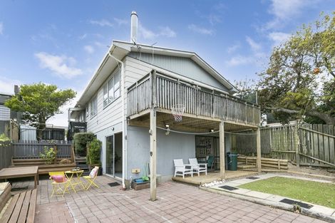 Photo of property in 31 Bell Street, Tawa, Wellington, 5028