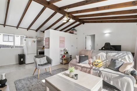 Photo of property in 7d Yeoman Place, Howick, Auckland, 2014