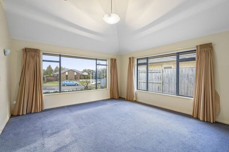 Photo of property in 8 Oldfield Court, Huntington, Hamilton, 3210