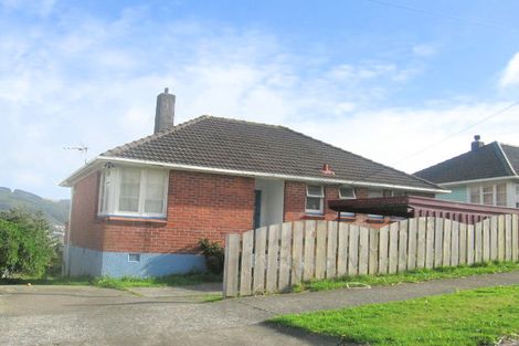 Photo of property in 5 Windley Street, Ranui, Porirua, 5024