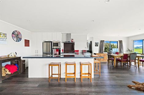 Photo of property in 251 Mairetahi Road, South Head, Helensville, 0874