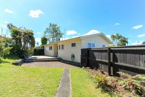 Photo of property in 14 Totaravale Street, Pukehangi, Rotorua, 3015