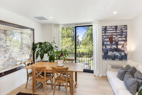 Photo of property in 3/247 Cambridge Terrace, Christchurch Central, Christchurch, 8013