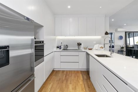 Photo of property in 107/8a Lake Pupuke Drive, Takapuna, Auckland, 0622