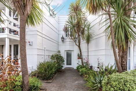 Photo of property in 8/2 Herne Bay Road, Herne Bay, Auckland, 1011