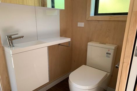 Photo of property in 2a Rimu Road, Stanmore Bay, Whangaparaoa, 0932