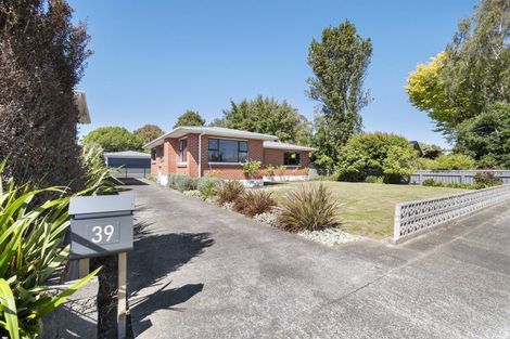 Photo of property in 39 Fairview Avenue, Feilding, 4702