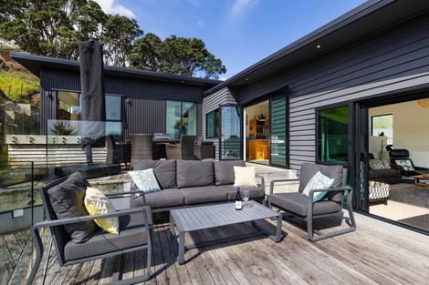 Photo of property in 36 Robertson Street, Raglan, 3225