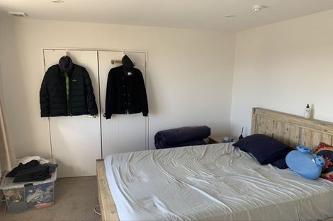 Photo of property in 8 Lilac Lane, Oteha, Auckland, 0632