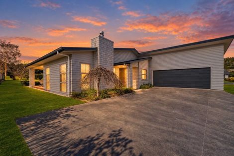 Photo of property in 111 Kenrigg Road, Kinloch, Taupo, 3377