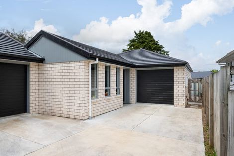 Photo of property in 35e Ross Crescent, Fairfield, Hamilton, 3214