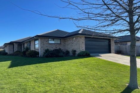 Photo of property in 30 Kotare Avenue, Rangiora, 7400