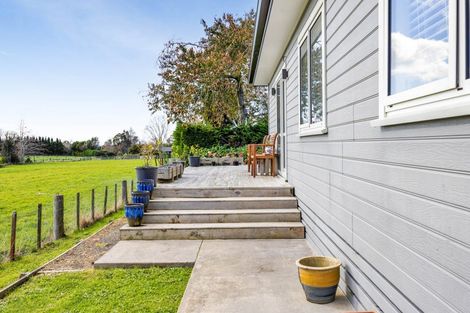 Photo of property in 8 Manatu Lane, Inglewood, 4330