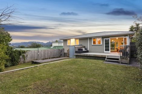 Photo of property in 10a Matama Road, Glen Eden, Auckland, 0602