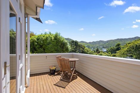 Photo of property in 33 Crofton Road, Ngaio, Wellington, 6035