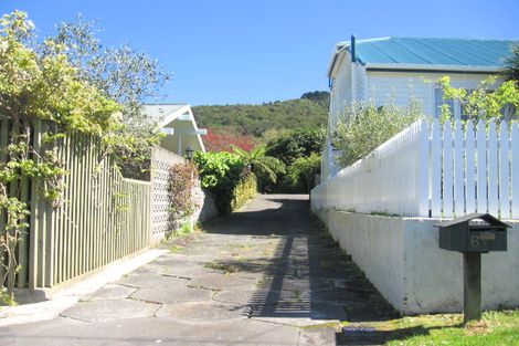 Photo of property in 6a Simla Crescent, Khandallah, Wellington, 6035