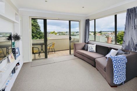 Photo of property in 25 Tennyson Avenue, Takapuna, Auckland, 0622