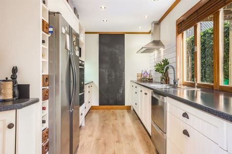 Photo of property in 12 Makora Grove, Paremata, Porirua, 5024