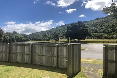 Photo of property in 6a Laredo Grove, Totara Park, Upper Hutt, 5018