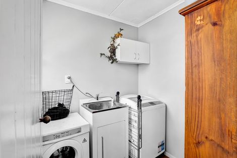 Photo of property in 55 Woodleigh Street, Frankleigh Park, New Plymouth, 4310