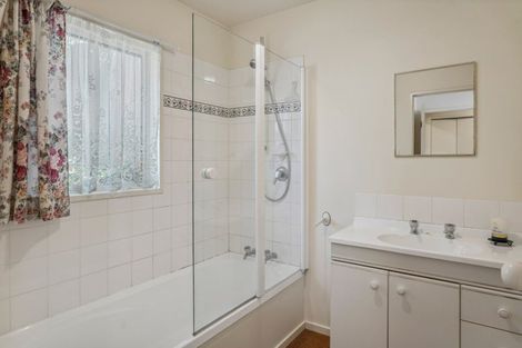 Photo of property in 53 Sargood Drive, Wanaka, 9305