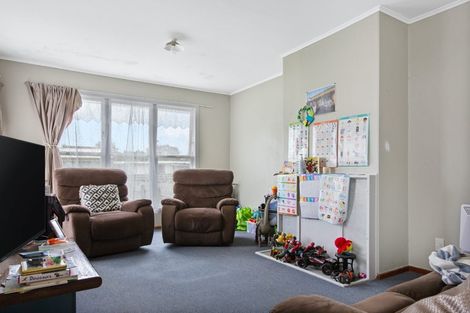 Photo of property in 39-41 Westmeath Street, Waitangirua, Porirua, 5024