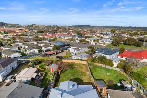 Photo of property in 4 Pharazyn Street, Gonville, Whanganui, 4500