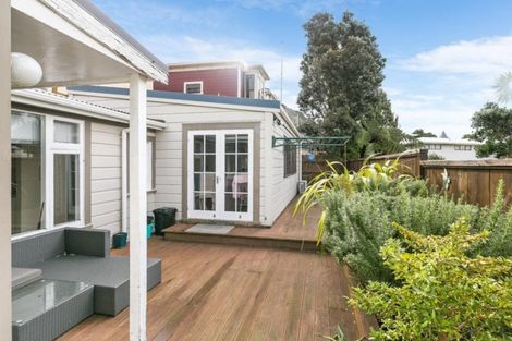 Photo of property in 4 Chilka Street, Berhampore, Wellington, 6023