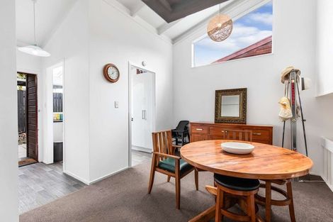 Photo of property in 4/33 Eskdale Road, Birkdale, Auckland, 0626