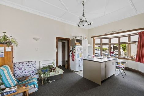 Photo of property in 71 Nairn Street, Mount Cook, Wellington, 6011