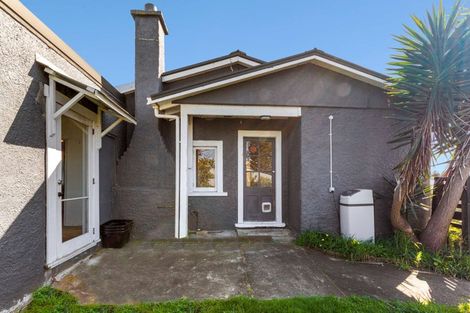 Photo of property in 157 Cornfoot Street, Castlecliff, Whanganui, 4501