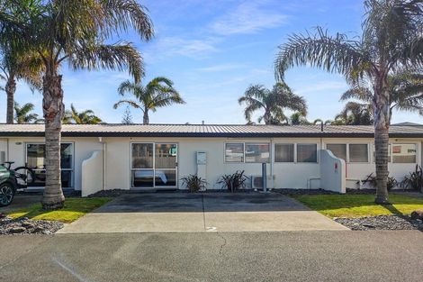 Photo of property in 2/415 Port Road, Whangamata, 3620