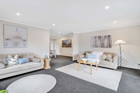 Photo of property in 1 Loader Place, Tawhero, Whanganui, 4501