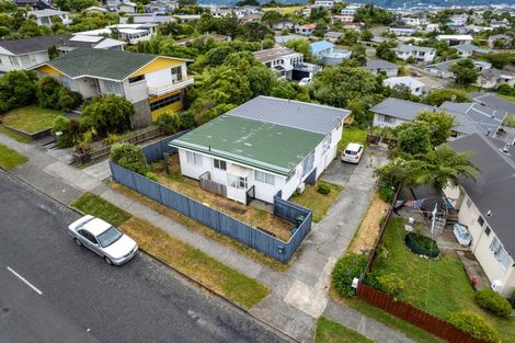 Photo of property in 21a Oakleigh Street, Maungaraki, Lower Hutt, 5010