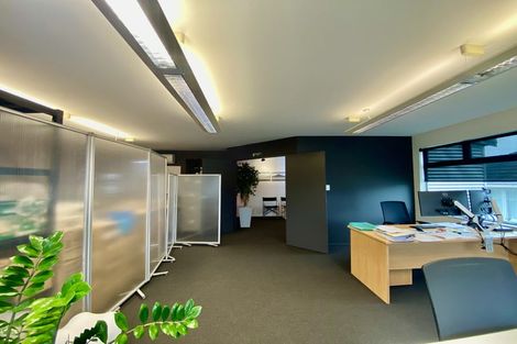 Photo of property in 1/108 Lincoln Road, Henderson, Auckland, 0610