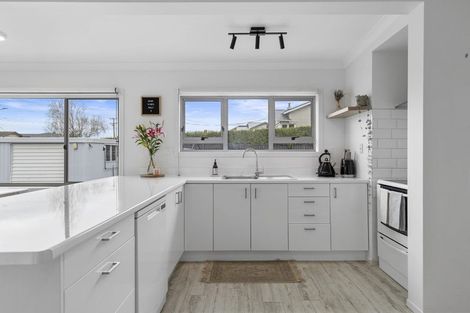 Photo of property in 51 Coronation Road, Morrinsville, 3300