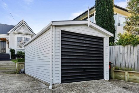 Photo of property in 8 Leven Street, Roslyn, Dunedin, 9010